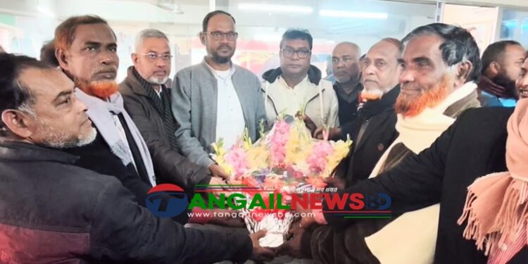 টাঙ্গাইলে টুকুর হাত ধরে বিএনপিতে যোগ দিলেন জাতীয় পার্টির অর্ধশতাধিক নেতাকর্মী