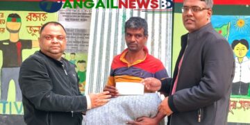 খোলা আকাশের নিচে থাকা নাসিরকে গোপালপুরের ইউএনওর সহায়তা