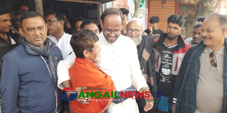 টাঙ্গাইল সদরে নানা প্রতিশ্রুতি নিয়ে গণসংযোগ চালাচ্ছেন বিএনপির প্রার্থী টুকু