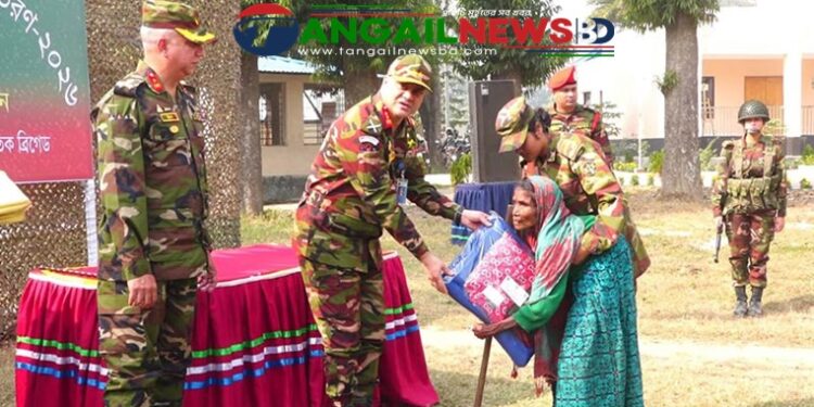 মধুপুরে শীতার্তদের মাঝে সেনাবাহিনীর শীতবস্ত্র বিতরণ