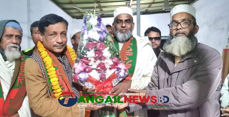 বাসাইলে জামায়াতে ইসলামীতে যোগ দিলেন বিএনপি নেতা উত্তম সাহা