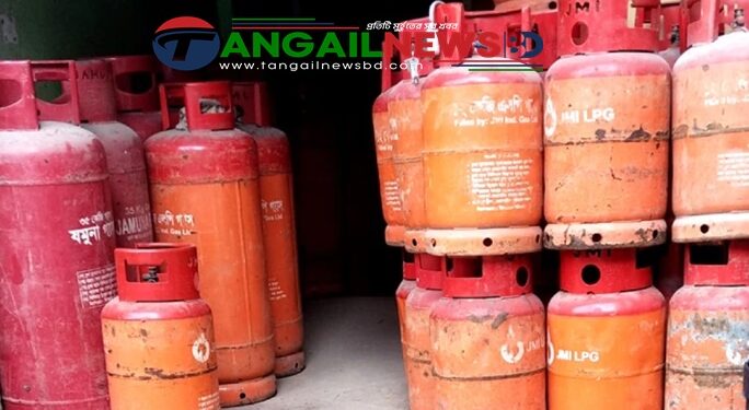 টাঙ্গাইলে গ্যাসের তীব্র সংকট ॥ দ্বিগুণ দামেও মিলছে না সিলিন্ডার