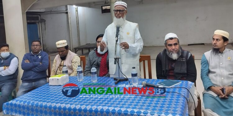 কালিহাতীতে হিন্দু সম্প্রদায়ের সঙ্গে অধ্যাপক রাজ্জাকের মতবিনিময়