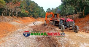 মধুপুর বনে লেক খনন নিয়ে বন বিভাগ ও গারো সম্প্রদায়ের বিরোধ