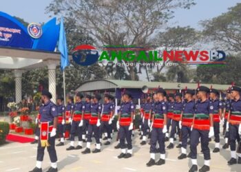 টাঙ্গাইল পুলিশ ট্রেনিং সেন্টারে ৫৭তম প্রশিক্ষণ সমাপনী কুচকাওয়াজ অনুষ্ঠিত