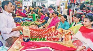 নতুন সরকারের শুরুতে প্রথম ঈদে টাঙ্গাইল জেলায় স্বস্তির কেনাকাটা