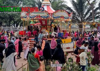 ঈদে টাঙ্গাইলের বিনোদন স্পটগুলোতে মানুষের আনন্দ