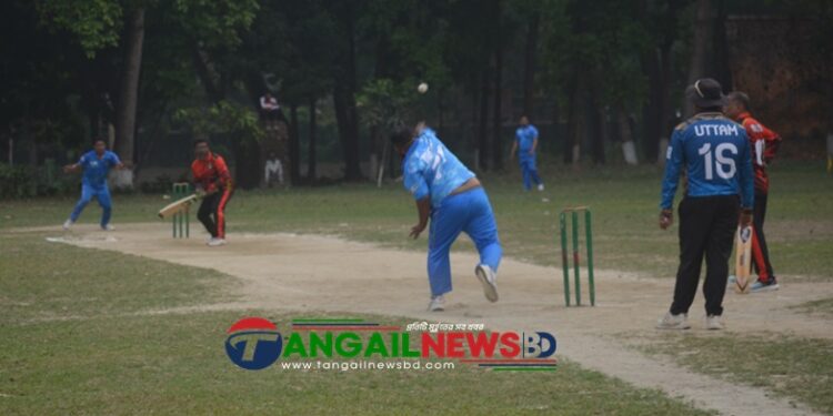 প্রতিদ্বন্দিতাপূর্ন ম্যাচে সম্পাদক একাদশকে ৭ রানে হারিয়েছে কোষাধ্যক্ষ একাদশ