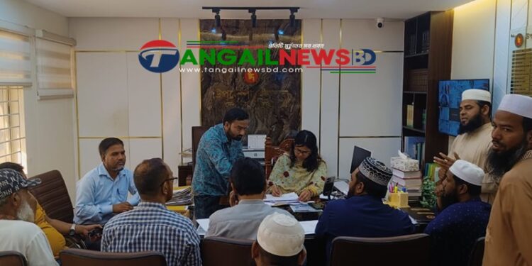 দেলদুয়ারে লটারিতে নির্বাচিত ইমাম, মোয়াজ্জিন ও খাদেমদের সম্মানি ভাতা