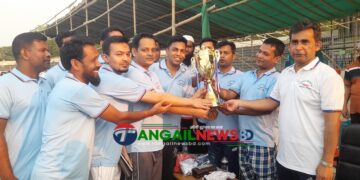 টাঙ্গাইল স্টেডিয়ামে স্বাধীনতা দিবসের প্রীতি ফুটবলে জেলা প্রশাসন জয়ী