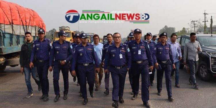 এবার ঈদে যানজট নিরসনে মহাসড়কে থাকবে ১ হাজার পুলিশ