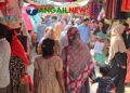 ঈদ যতই ঘনিয়ে আসছে টাঙ্গাইলের মার্কেটগুলোতে ক্রেতাদের ঢল নামছে