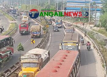 ঈদ শেষে মানুষ ফিরছে কর্মস্থলে ॥ মহাসড়কে যানবাহনের চাপ