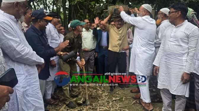 মধুপুরে দুই যুগে হারিয়ে যাওয়া কুচিয়া খাল খনন কার্যক্রম শুরু