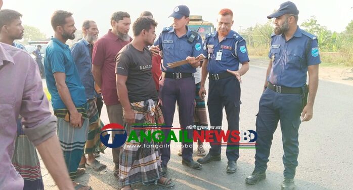 কালিহাতীর হাতিয়ায় বাসের ধাক্কায় ঝরল ভ্যান চালকের প্রাণ