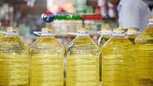 টাঙ্গাইলের বাজারে বোতলজাত সয়াবিন তেল সঙ্কট ॥ বিপাকে ক্রেতারা