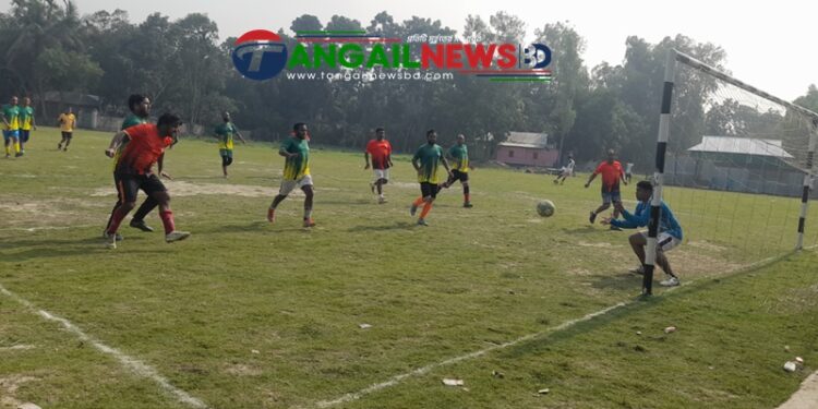 ফোরটি আপ ব্রাদার্সের ঈদ পুনর্মিলনী প্রীতি ফুটবল ম্যাচ অনুষ্ঠিত