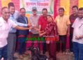 মধুপুরে ক্ষুদ্র নৃ-তাত্ত্বিক জনগোষ্ঠীর সুবিধাভোগীদের মাঝে ছাগল বিতরণ