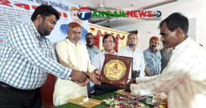 মির্জাপুরে তৃতীয়বার এমপি নির্বাচিত হওয়ায় আবুল কালামকে সংবর্ধনা