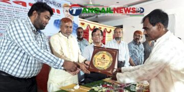 মির্জাপুরে তৃতীয়বার এমপি নির্বাচিত হওয়ায় আবুল কালামকে সংবর্ধনা