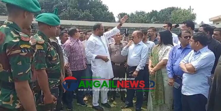 টাঙ্গাইলে প্রধানমন্ত্রীর আগমন উপলক্ষে প্রস্তুতি পরিদর্শন মৎস্য প্রতিমন্ত্রীর