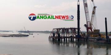 যমুনার উত্তোলিত ১২ কোটি টাকার সরকারি বালু লুট হচ্ছে