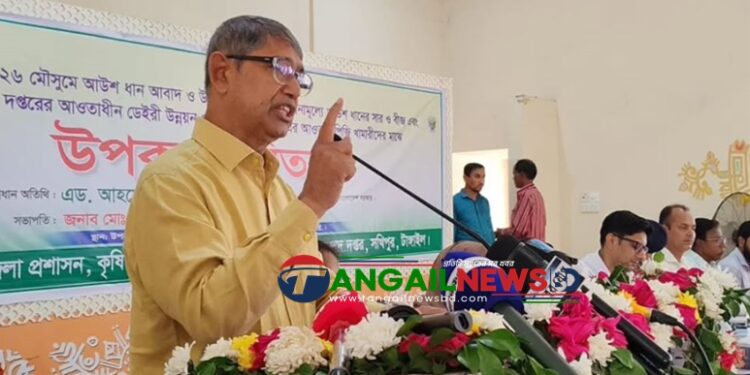 আমরা মন্ত্রণালয়ে এসি ছাড়ি না, ফ্যান ব্যবহার করি- মুক্তিযুদ্ধ মন্ত্রী আযম খান