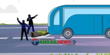 দেলদুয়ার-পাকুল্যা সড়কে রাতে গাছ ফেলে ডাকাতি