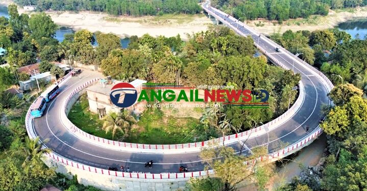 সরকারের তহবিলে পর্যাপ্ত টাকা নেই- আহমেদ আযম মুক্তিযুদ্ধ মন্ত্রী