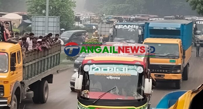 বৃষ্টির কারণে ঢাকা-টাঙ্গাইল-যমুনা সেতু মহাসড়কে ৪৫ কিলোমিটারে যানজটের সৃষ্টি
