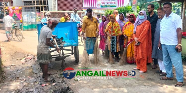 গোপালপুর পৌরসভায় কোরবানির বর্জ্য অপসারণ