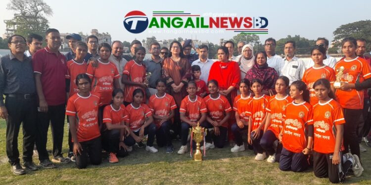 টাঙ্গাইলে নতুন কুঁড়ি স্পোটর্সের পুরষ্কার ও সনদপত্র বিতরণ