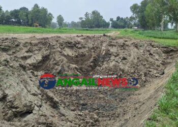 মির্জাপুরের মহেড়ায় খাল খননের নামে জমির মাটি চুরির অভিযোগ