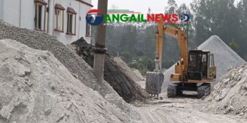 মির্জাপুরের জামুর্কিতে মহাসড়ক ঘেষে অবৈধ পাথর ভাঙার মেশিন