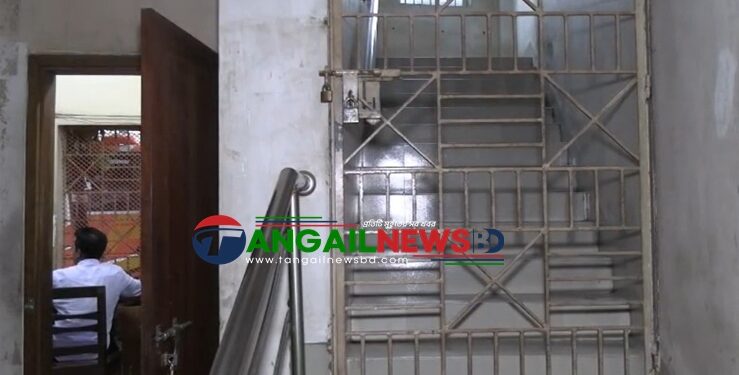 ধনবাড়ীতে গাড়িতে চাঁদা আদায় বন্ধের ঘোষণা পরিবহন মালিক সমিতির