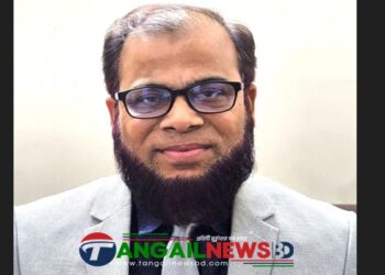 ঢাকা মেডিকেল কলেজে মেডিসিনে অধ্যাপকের দায়িত্ব পেলেন মির্জাপুরের ডা. আজিজ