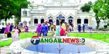 ঈদে টাঙ্গাইলের বিনোদন স্পটগুলোতে মানুষের আনন্দ