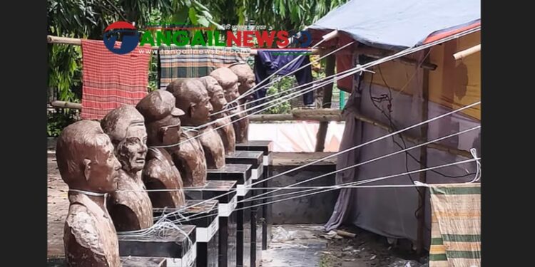 টাঙ্গাইলে পৌর উদ্যানে বীরশ্রেষ্ঠের ভাস্কর্যের গলায় দড়ির ঘটনায় তোলপাড়!