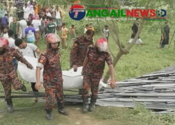 ঈদযাত্রায় জনপ্রতি ৫শ’ টাকা ভাড়ায় ট্রাকের যাত্রী হয়ে লাশ হলেন ১৫ জন