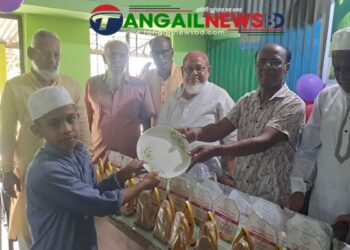 ঘাটাইলে মাদ্রাসায় প্রথম সাময়িক পরীক্ষা ও বৃত্তি পরীক্ষার পুরস্কার বিতরণ