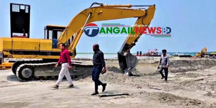 ভূঞাপুরে যমুনার তীরে চর কাটার দায়ে জরিমানা ও কারাদণ্ড