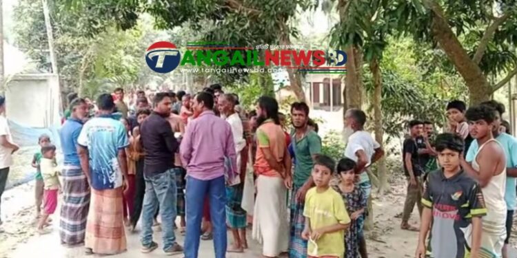 গোপালপুরে প্রধান শিক্ষকের বিরুদ্ধে ছাত্রীকে ধর্ষণ চেষ্টার অভিযোগ ॥ জনগনের বিক্ষোভ