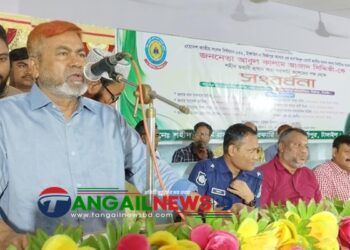 ছেলে মেয়েরা মোবাইল হাতে ভূলের সাগরে ডুবে আছে- আবুল কালাম এমপি