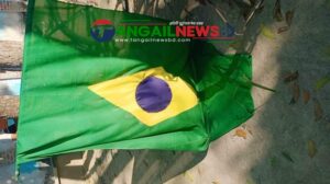 মির্জাপুরে ব্রাজিলের পতাকা ধরতে গিয়ে ছাদ থেকে পড়ে যুবকের মৃত্যু