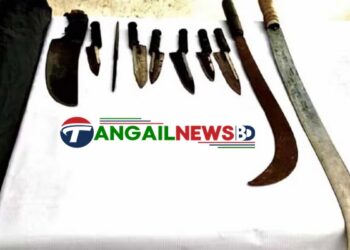 ভূঞাপুরে যমুনায় নৌ ডাকাতির প্রস্তুতিকালে দেশীয় অস্ত্রসহ ৫ জন আটক