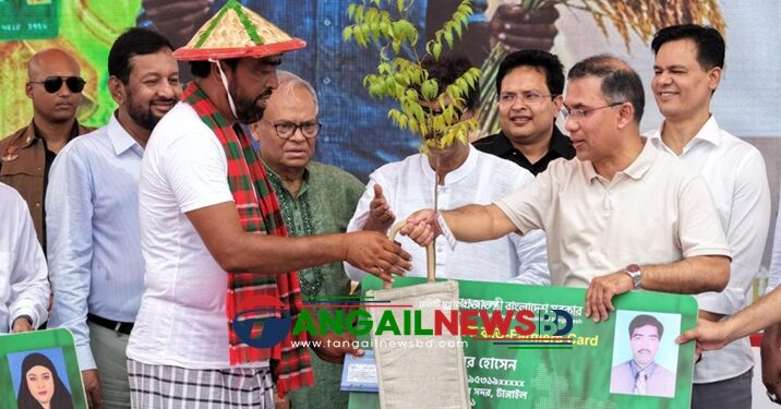 টাঙ্গাইলে কৃষক কার্ড গ্রহণের আলোচনায় কৃষক কবিরের মৃত্যু