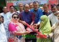 টাঙ্গাইল রেড ক্রিসেন্ট সোসাইটির পক্ষে ছাতা, বিশুদ্ধ পানি ও মাস্ক বিতরণ