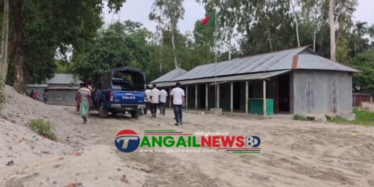 ভূঞাপুরে স্কুলের পাশে বালুঘাট ॥ ব্যবসায়ীকে ৫০ হাজার টাকা জরিমানা