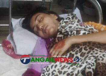 মির্জাপুরে যৌতুকের টাকার জন্য গৃহবধুর মাথার চুল কাটার অভিযোগ!