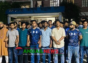 টাঙ্গাইল মাভাবিপ্রবিতে ছাত্রশিবিরের বিরুদ্ধে ছাত্রদলের বিক্ষোভ মিছিল